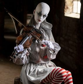 The Clown and the fiddle 2